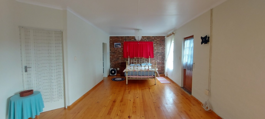 2 Bedroom Property for Sale in Albertinia Western Cape